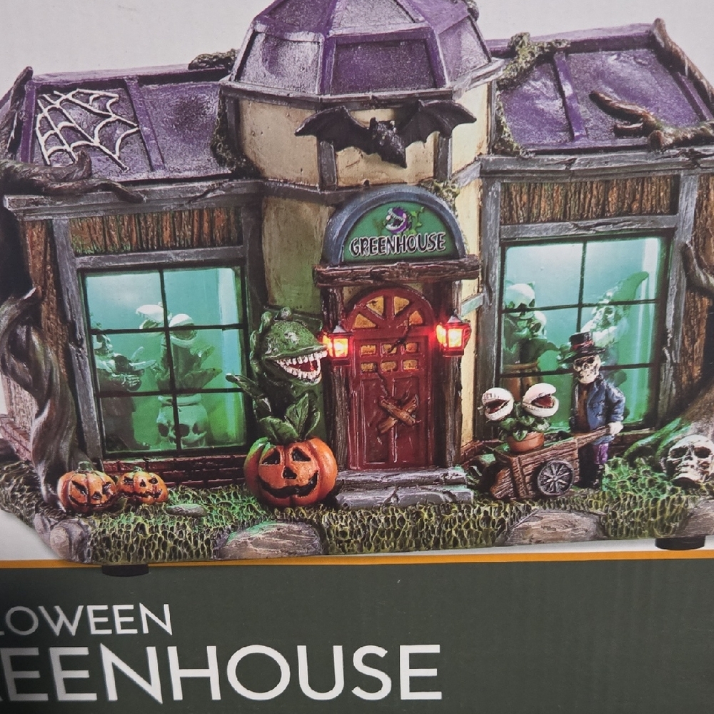 Halloween Green House- READ DESCRIPTION